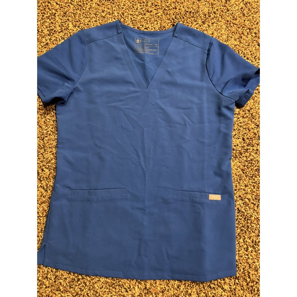 FIGS Womens XSMALL Scrub Top BLUE Casma 3‎ Pocket Technical Collection E13